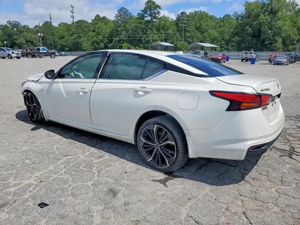 1N4BL4CV3RN315749 2024 NISSAN ALTIMA - Image 2