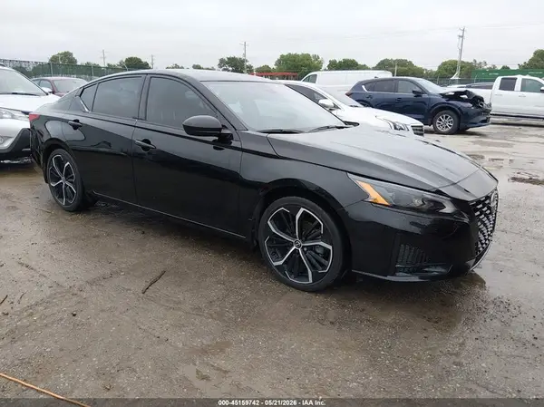 1N4BL4CV3RN327464 2024 NISSAN ALTIMA - Image 1