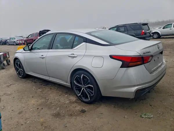 1N4BL4CV3RN354289 2024 NISSAN ALTIMA - Image 2