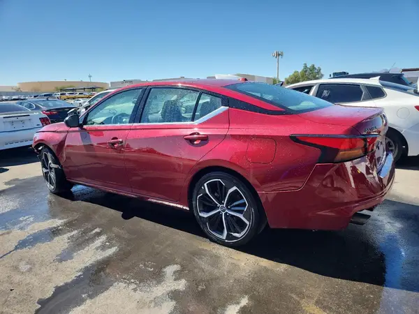 1N4BL4CV3RN369407 2024 NISSAN ALTIMA - Image 2