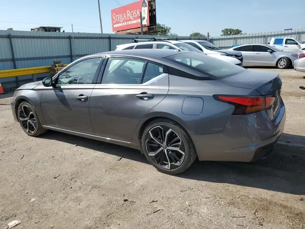 1N4BL4CV3RN374803 2024 NISSAN ALTIMA - Image 2