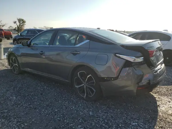 1N4BL4CV3RN404222 2024 NISSAN ALTIMA - Image 2