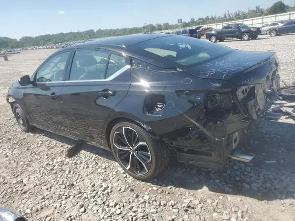 1N4BL4CV3RN407931 2024 NISSAN ALTIMA - Image 2