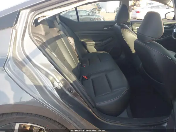 1N4BL4CV3RN417648 2024 NISSAN ALTIMA - Image 8