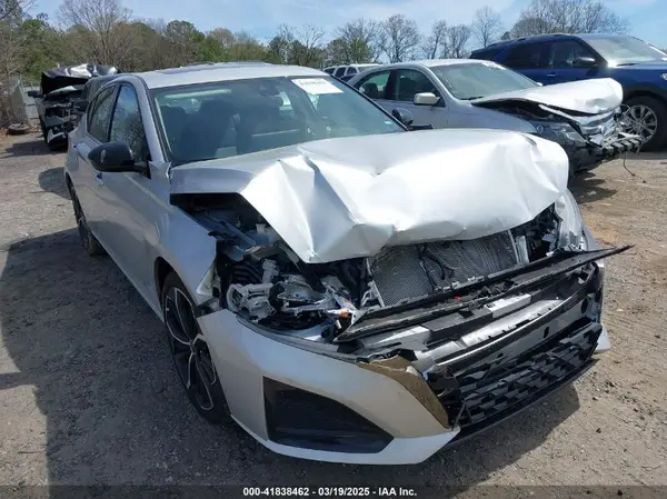 1N4BL4CV3RN430058 2024 NISSAN ALTIMA - Image 1