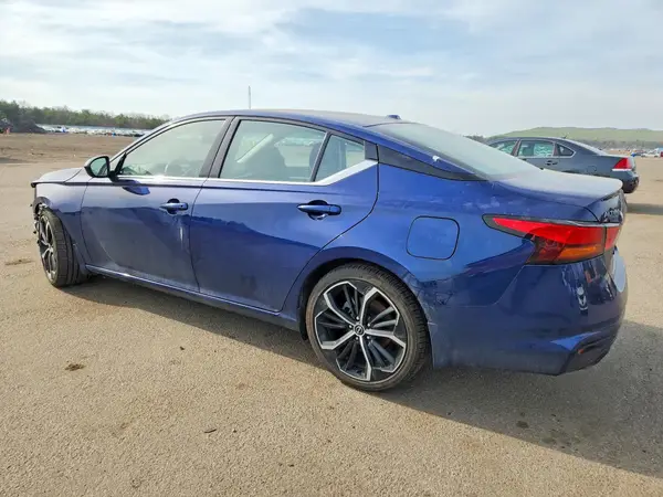 1N4BL4CV3RN437544 2024 NISSAN ALTIMA - Image 2