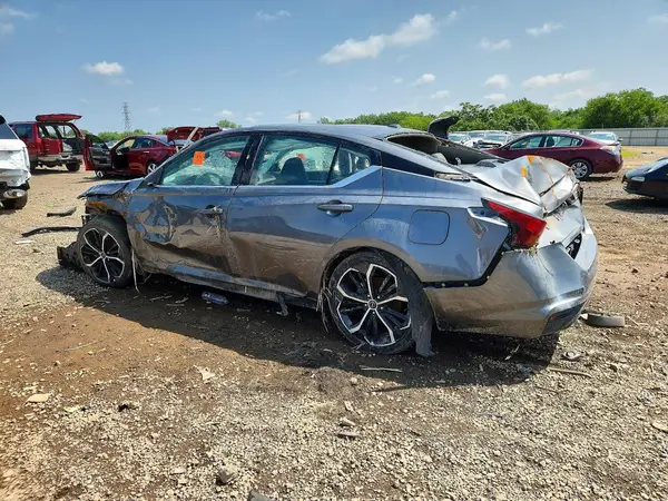 1N4BL4CV3SN309262 2025 NISSAN ALTIMA - Image 2