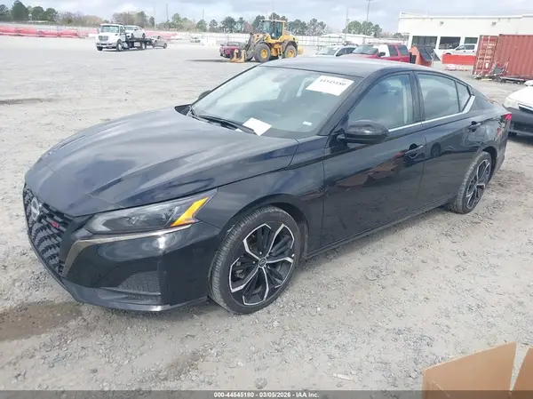 1N4BL4CV3SN310153 2025 NISSAN ALTIMA - Image 2