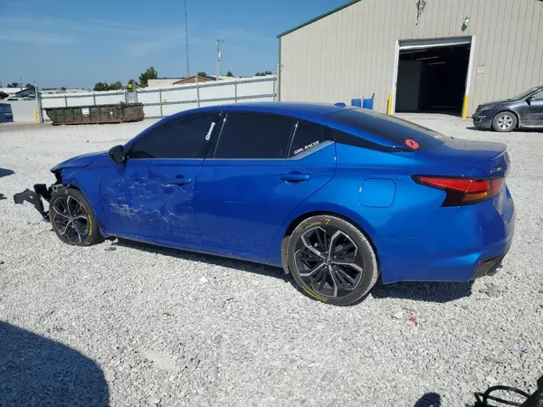 1N4BL4CV3SN331925 2025 NISSAN ALTIMA - Image 2