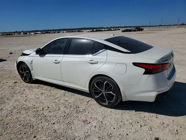1N4BL4CV3SN343752 2025 NISSAN ALTIMA - Image 2