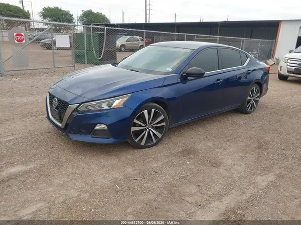 1N4BL4CV4KC110975 2019 NISSAN ALTIMA - Image 2
