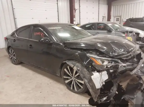 1N4BL4CV4KC124052 2019 NISSAN ALTIMA - Image 1