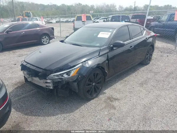 1N4BL4CV4KC125184 2019 NISSAN ALTIMA - Image 2