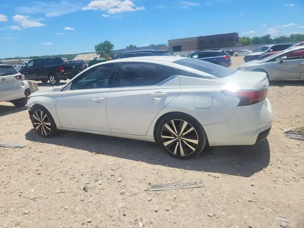 1N4BL4CV4KC130224 2019 NISSAN ALTIMA - Image 2