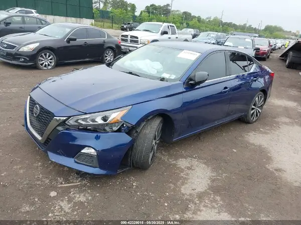 1N4BL4CV4KC131194 2019 NISSAN ALTIMA - Image 2