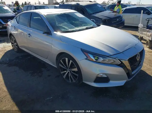 1N4BL4CV4KC144320 2019 NISSAN ALTIMA - Image 1