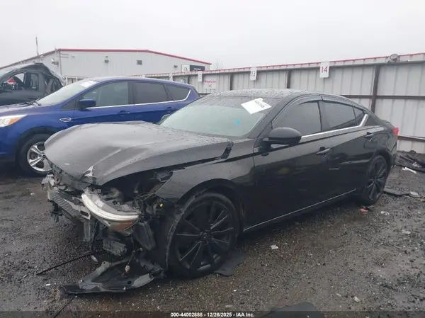 1N4BL4CV4KC158959 2019 NISSAN ALTIMA - Image 2