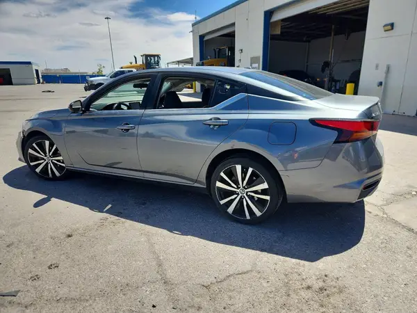 1N4BL4CV4KC163370 2019 NISSAN ALTIMA - Image 2
