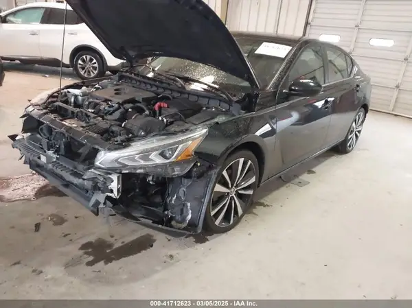 1N4BL4CV4KC164888 2019 NISSAN ALTIMA - Image 2