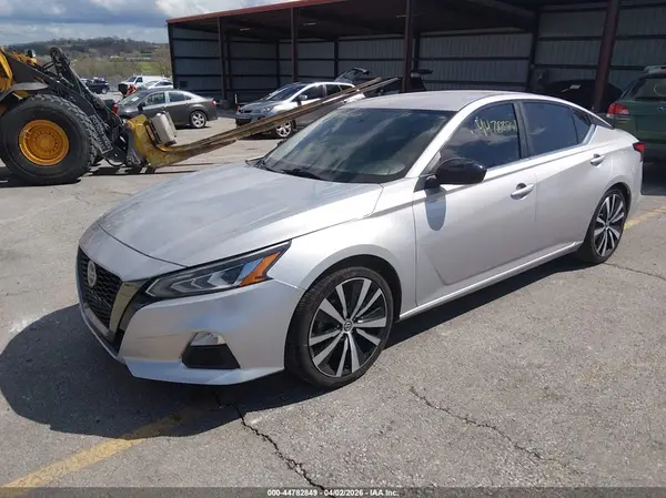 1N4BL4CV4KC168519 2019 NISSAN ALTIMA - Image 2