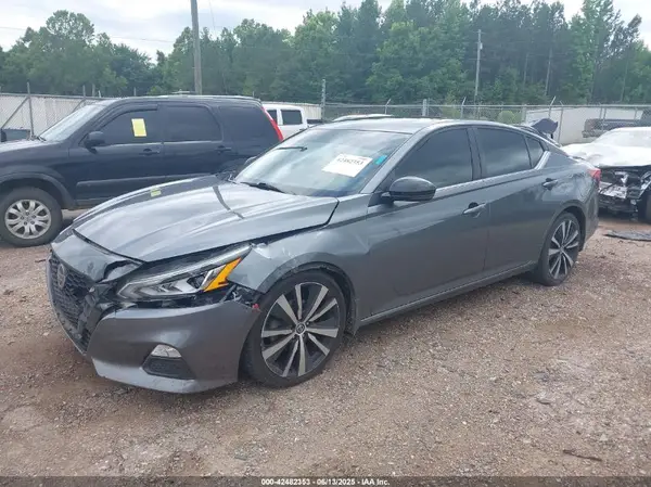 1N4BL4CV4KC172408 2019 NISSAN ALTIMA - Image 2