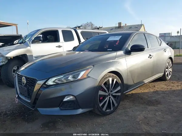 1N4BL4CV4KC174711 2019 NISSAN ALTIMA - Image 2