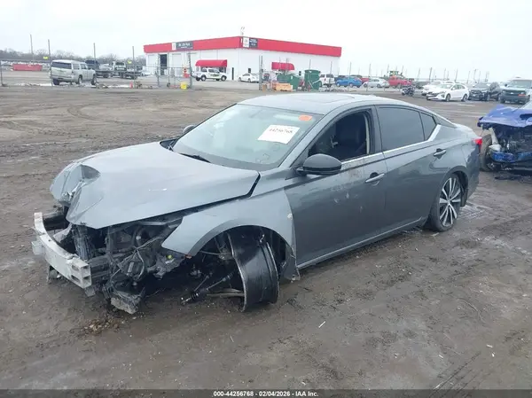 1N4BL4CV4KC189211 2019 NISSAN ALTIMA - Image 2