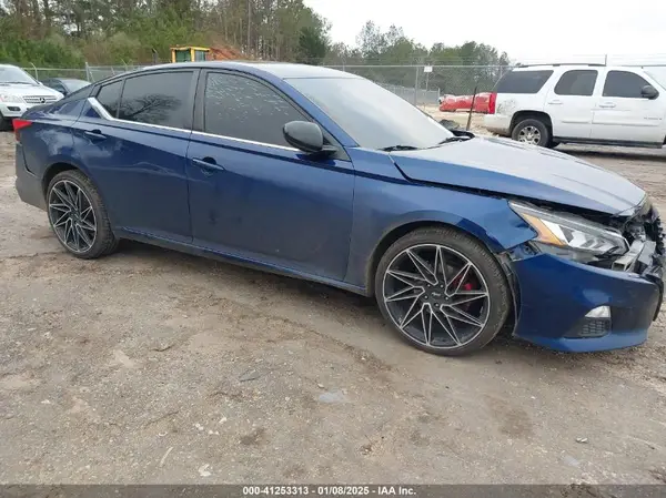 1N4BL4CV4KC205827 2019 NISSAN ALTIMA - Image 1