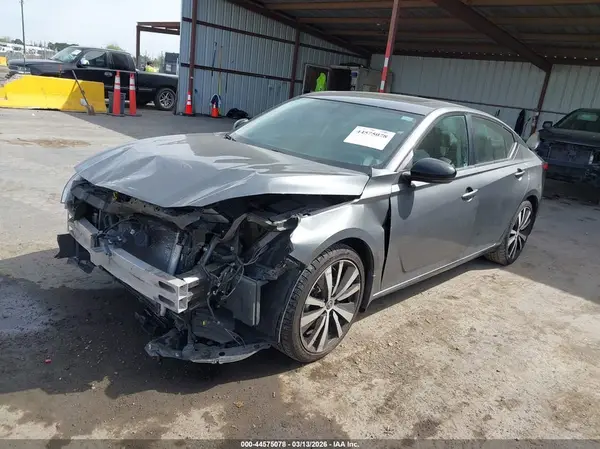 1N4BL4CV4KC211076 2019 NISSAN ALTIMA - Image 2