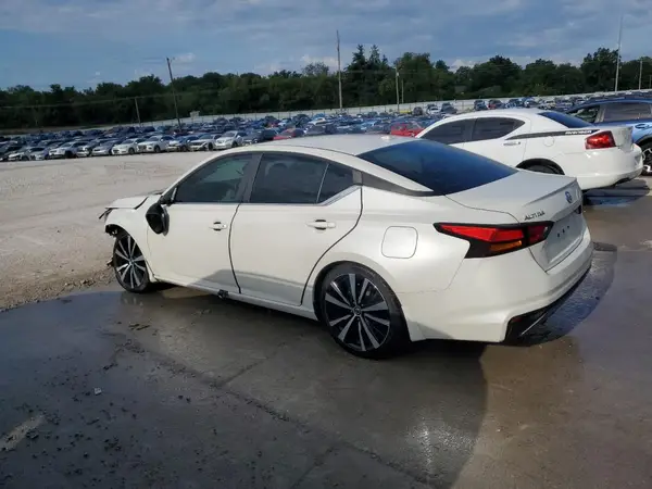 1N4BL4CV4KC214737 2019 NISSAN ALTIMA - Image 2