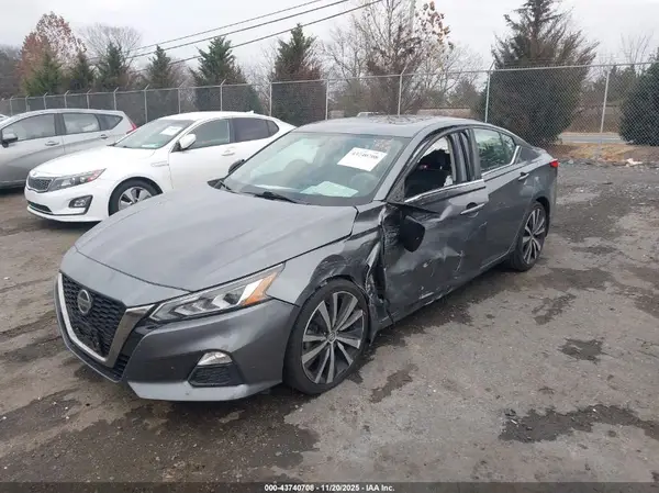 1N4BL4CV4KC215239 2019 NISSAN ALTIMA - Image 2