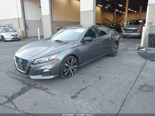 1N4BL4CV4KC217458 2019 NISSAN ALTIMA - Image 2