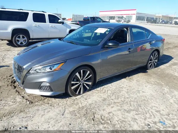 1N4BL4CV4KC227584 2019 NISSAN ALTIMA - Image 2
