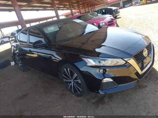 1N4BL4CV4KC255661 2019 NISSAN ALTIMA - Image 1