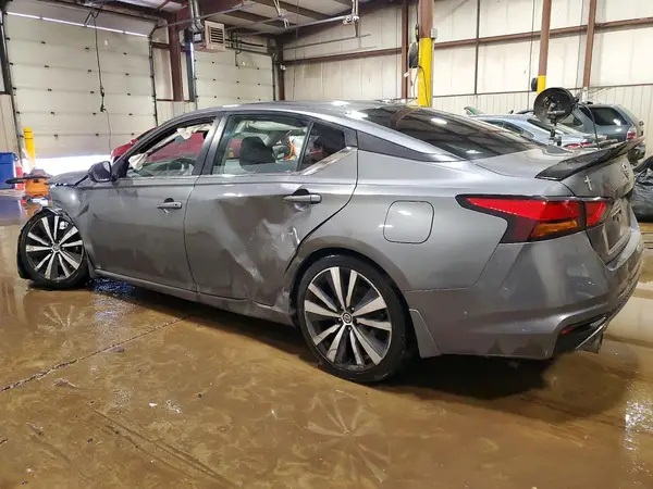 1N4BL4CV4KN319248 2019 NISSAN ALTIMA - Image 2