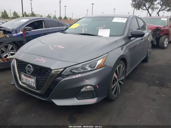 1N4BL4CV4KN325955 2019 NISSAN ALTIMA - Image 2