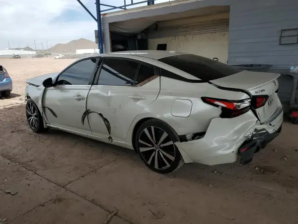 1N4BL4CV4LC123551 2020 NISSAN ALTIMA - Image 2