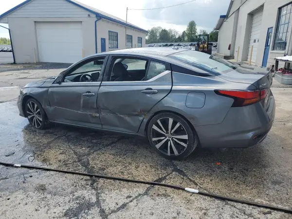 1N4BL4CV4LC129611 2020 NISSAN ALTIMA - Image 2