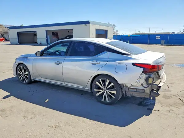 1N4BL4CV4LC137269 2020 NISSAN ALTIMA - Image 2