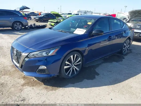 1N4BL4CV4LC155528 2020 NISSAN ALTIMA - Image 2
