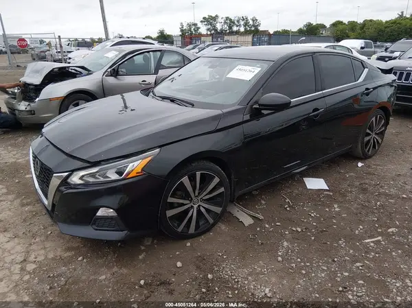 1N4BL4CV4LC166755 2020 NISSAN ALTIMA - Image 2