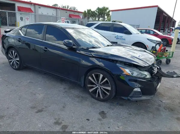 1N4BL4CV4LC180798 2020 NISSAN ALTIMA - Image 1