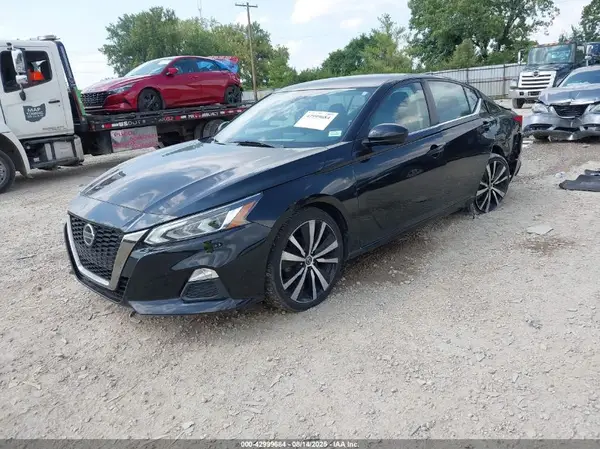 1N4BL4CV4LC186570 2020 NISSAN ALTIMA - Image 2
