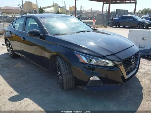 1N4BL4CV4LC201472 2020 NISSAN ALTIMA - Image 1
