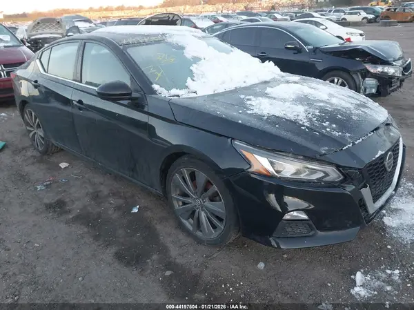 1N4BL4CV4LC208647 2020 NISSAN ALTIMA - Image 1