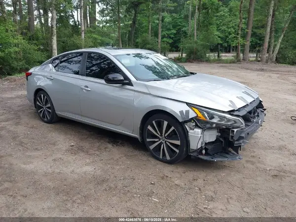 1N4BL4CV4LC213587 2020 NISSAN ALTIMA - Image 1