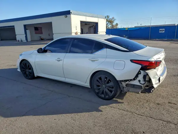 1N4BL4CV4LC233872 2020 NISSAN ALTIMA - Image 2