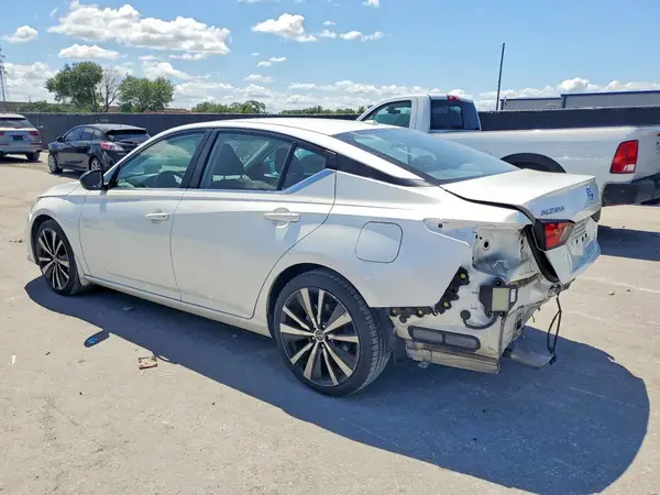 1N4BL4CV4LC250333 2020 NISSAN ALTIMA - Image 2