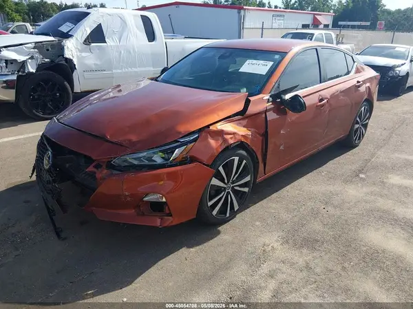 1N4BL4CV4LC260215 2020 NISSAN ALTIMA - Image 2