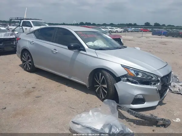 1N4BL4CV4LC276608 2020 NISSAN ALTIMA - Image 1